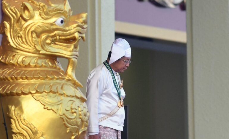 Min Aung Hlaing Takes Presidential Oath in Myanmar