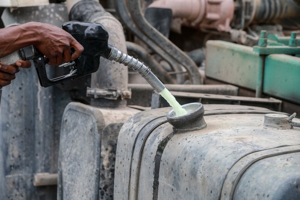 Marine Police Seize Over 5,000 Litres of Diesel in Terengganu, Arrest One Man